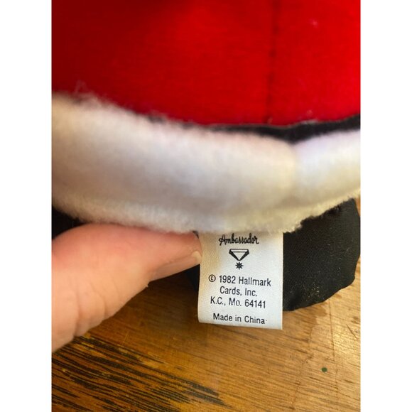 Vintage Hallmark Ambassador 1982 Santa Claus Plush With Bell Red & White Christm - Picture 6 of 6